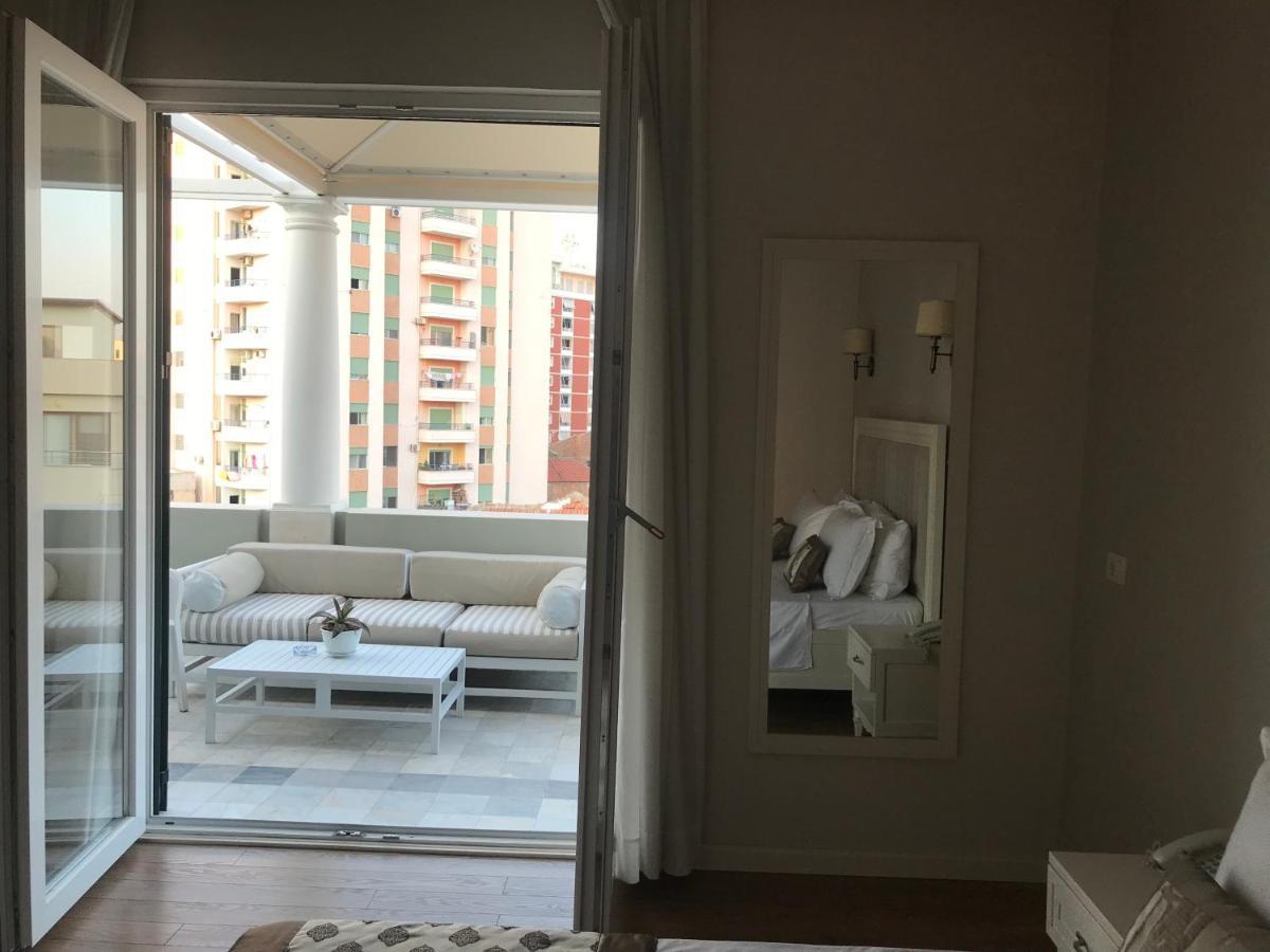แอมฟิเทียตรี บูติก โฮเทล เดอร์เรส Hotel ดูร์เรส ภายนอก รูปภาพ