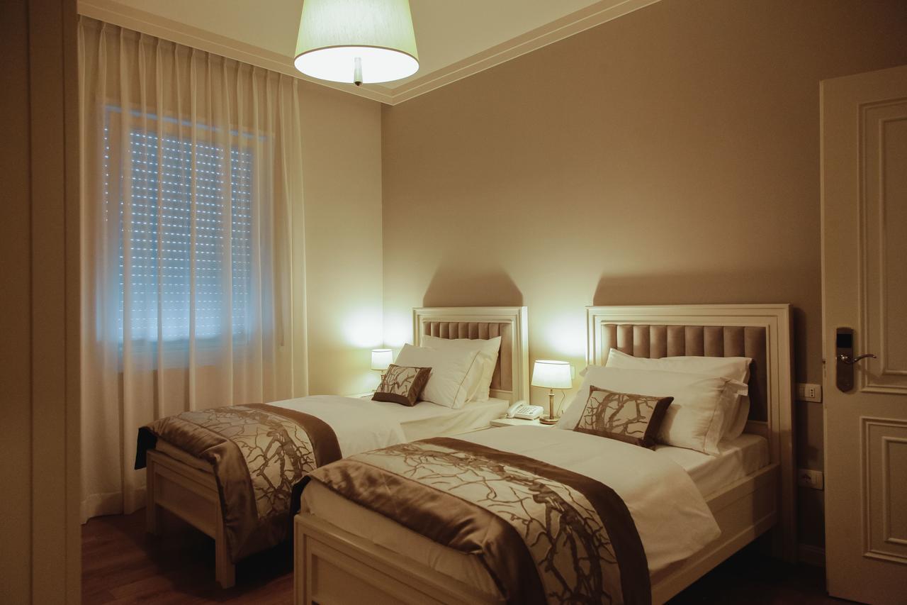 แอมฟิเทียตรี บูติก โฮเทล เดอร์เรส Hotel ดูร์เรส ภายนอก รูปภาพ