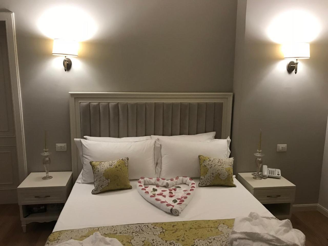 แอมฟิเทียตรี บูติก โฮเทล เดอร์เรส Hotel ดูร์เรส ภายนอก รูปภาพ