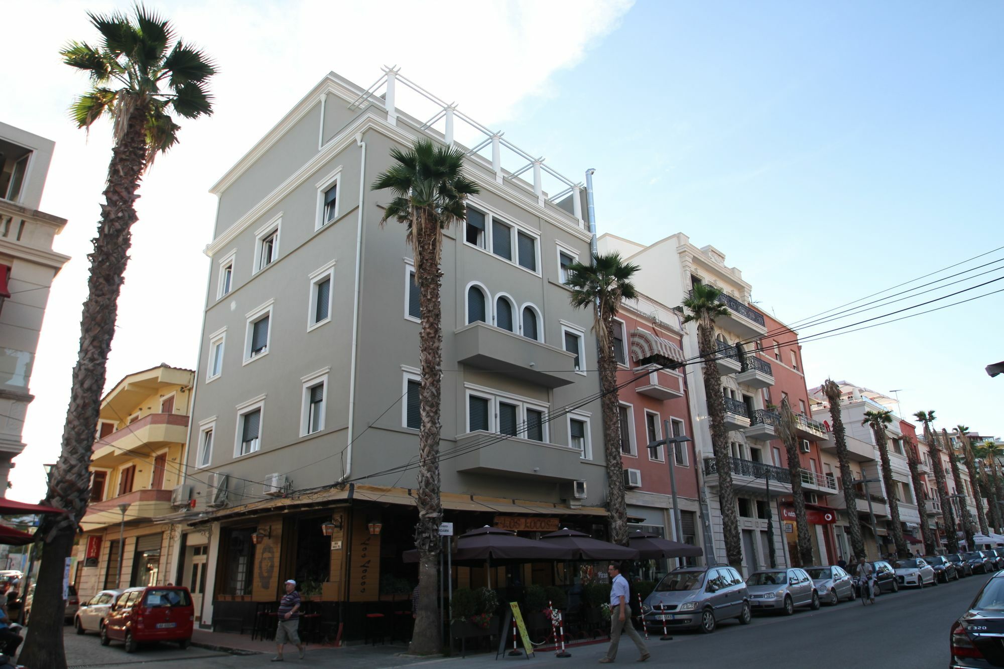 แอมฟิเทียตรี บูติก โฮเทล เดอร์เรส Hotel ดูร์เรส ภายนอก รูปภาพ